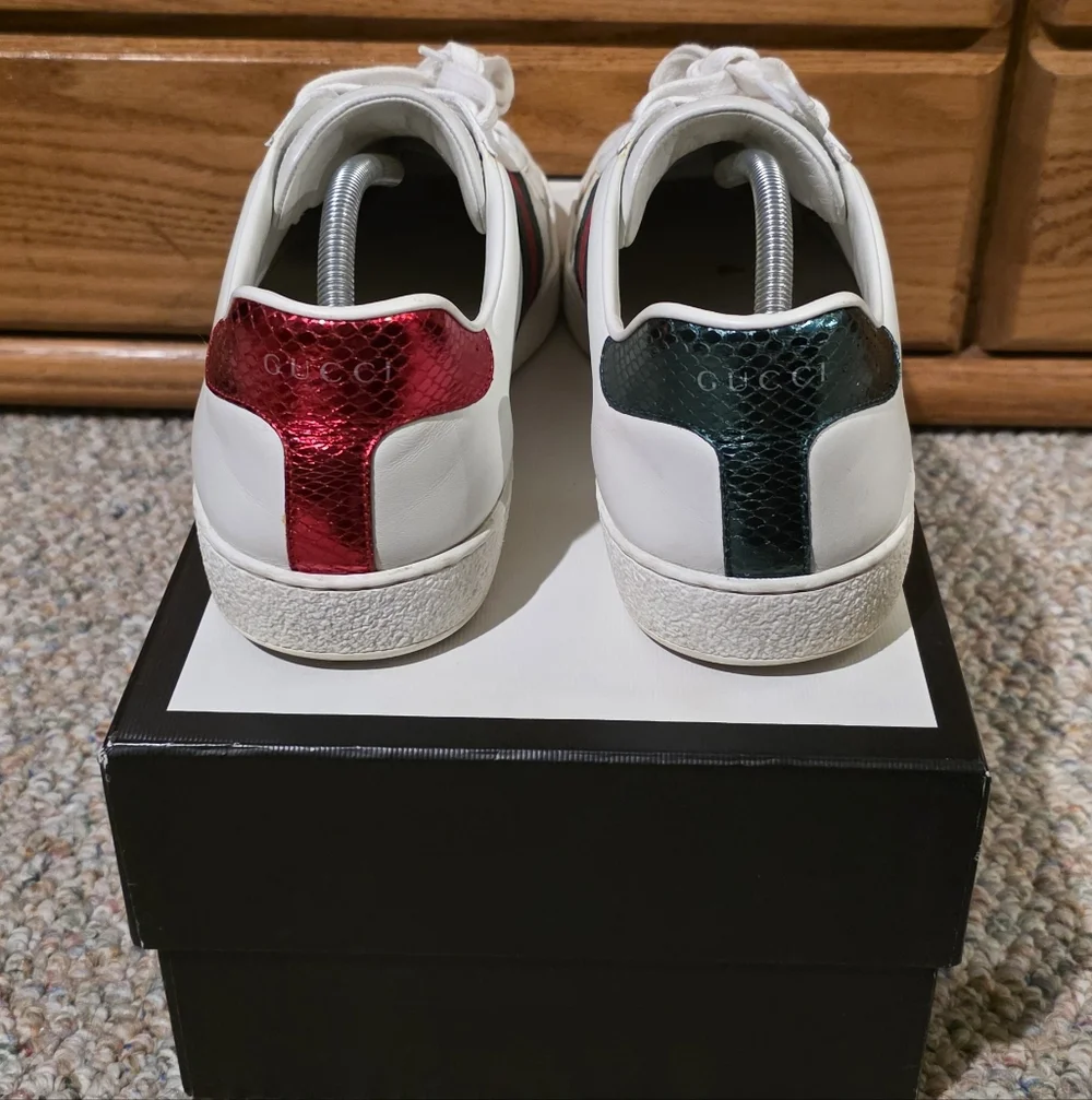 Gucci Ace White Leather Sneakers W/ Bee, Webb Red And Green Stripe M10.5/W11.5